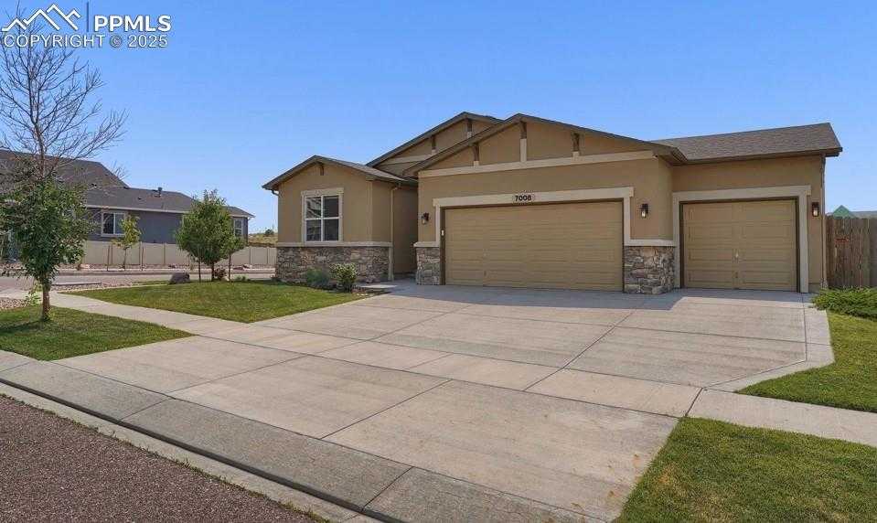 7008 Cumbre Vista Way photo 1 of 42