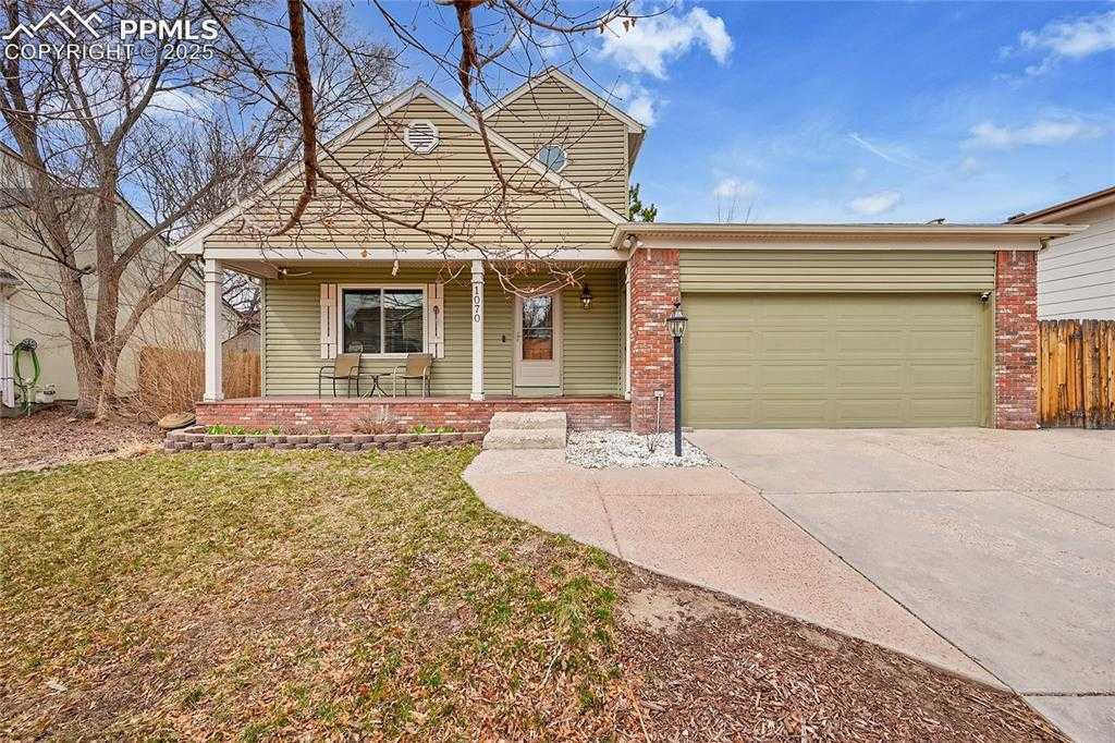 1070 Crandall Dr photo 1 of 50