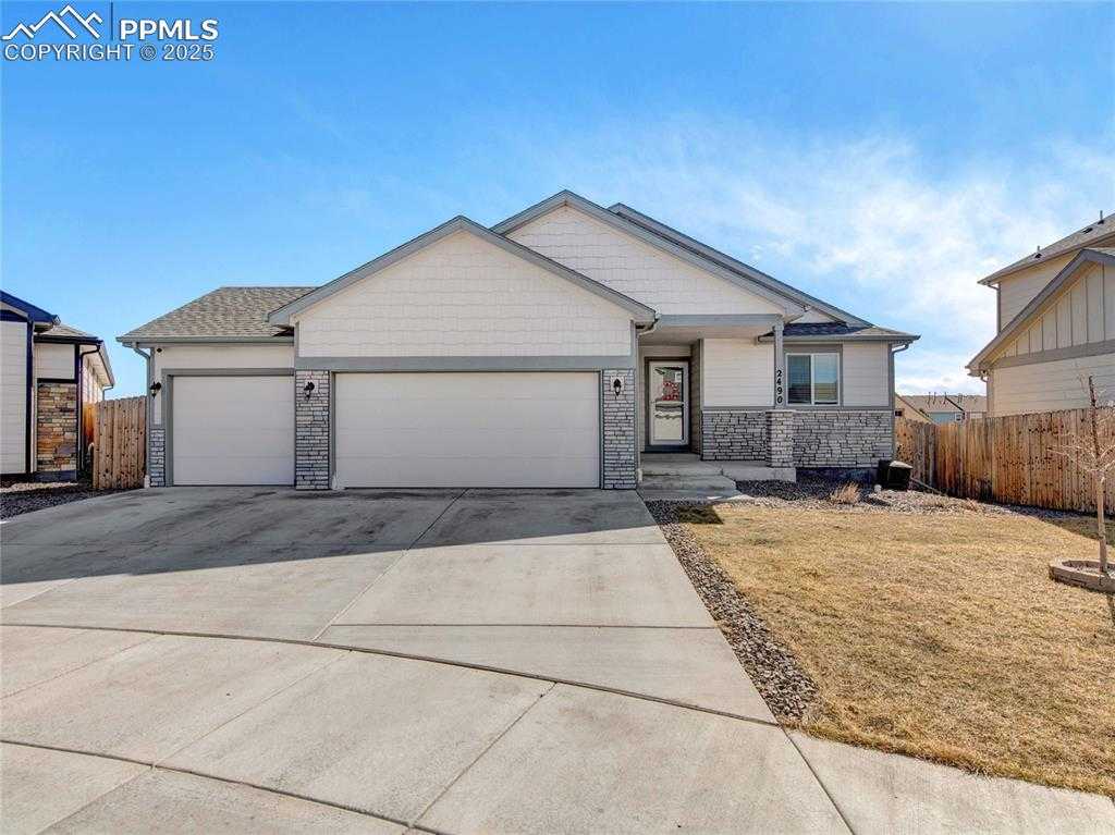 2490 Tempest Dr photo 1 of 35