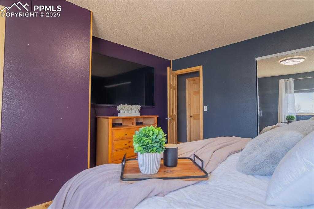 105 Turf Trail Ct photo 1 of 31