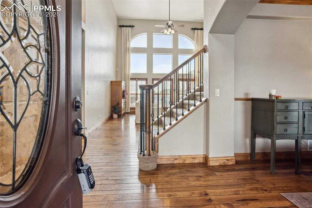 1077 Crystal Basin Dr photo 1 of 44