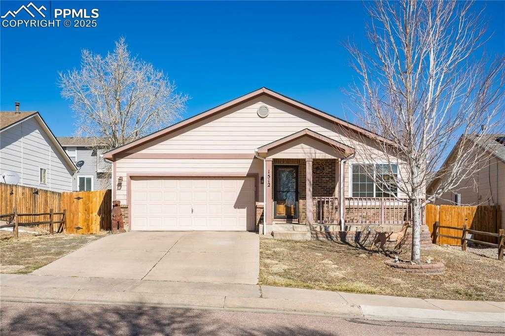 1512 Ancestra Dr photo 1 of 24