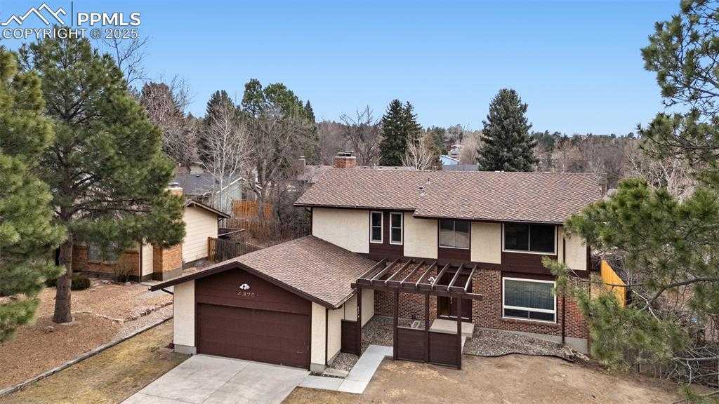 4375 Valencia Cir photo 1 of 44