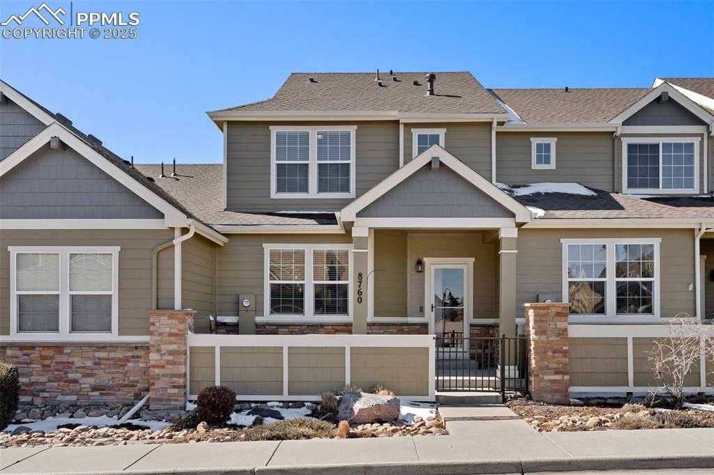 8760 Eckberg Hts photo 1 of 30
