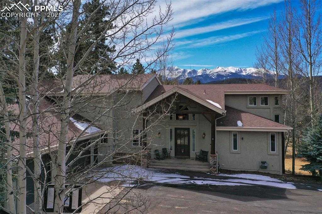 725 Sun Valley Dr photo 1 of 50