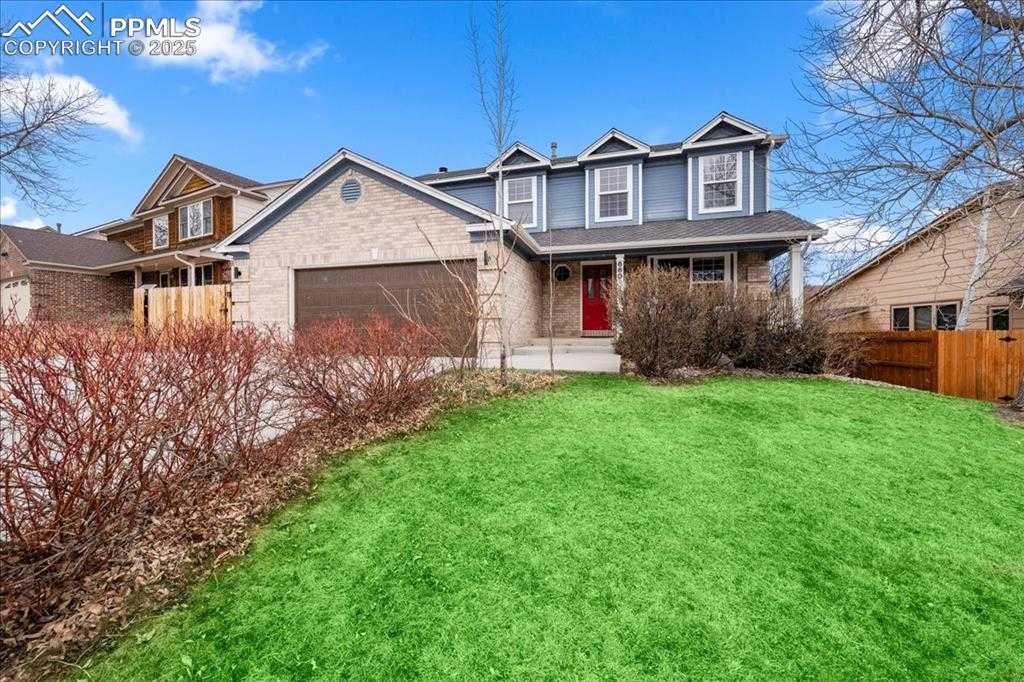 660 Fernglen Ct photo 1 of 38