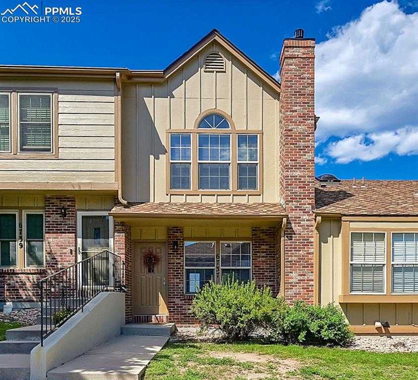 6737 Overland Dr photo 1 of 18