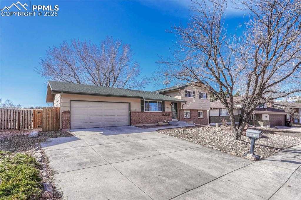 4879 Escapardo Way photo 1 of 50