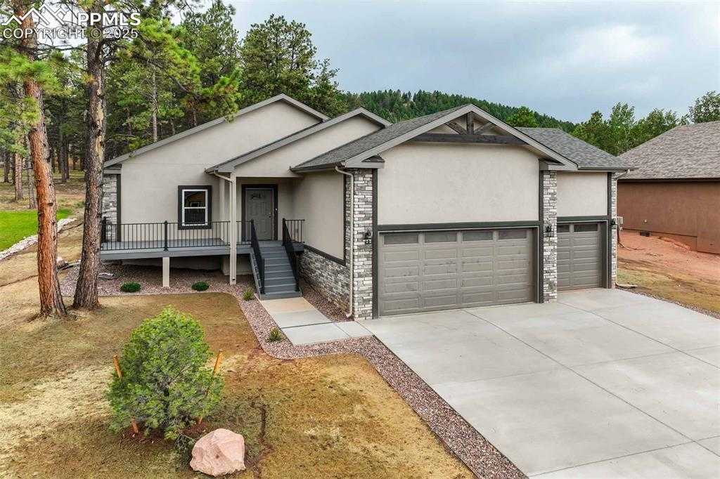 1309 Stone Ridge Dr photo 1 of 43