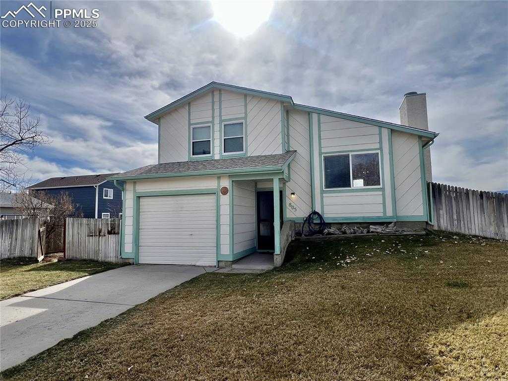 805 Fountain Mesa Rd photo 1 of 23