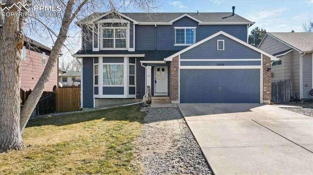 6569 Latah Ln photo 1 of 44