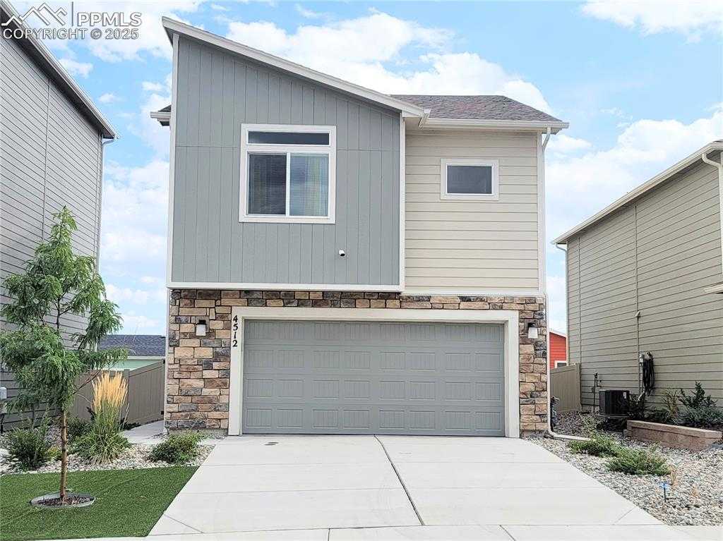 4512 Samaritan Loop photo 1 of 50