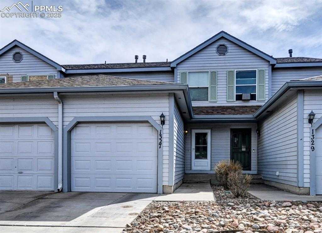 1327 Firefly Cir photo 1 of 25