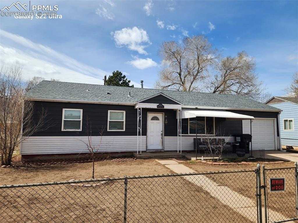 1932 S. Cedar Ave photo 1 of 13