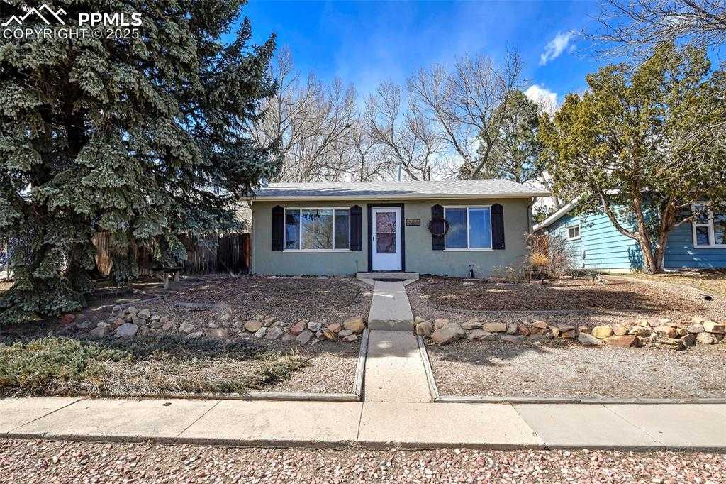 2816 Parker St photo 1 of 26