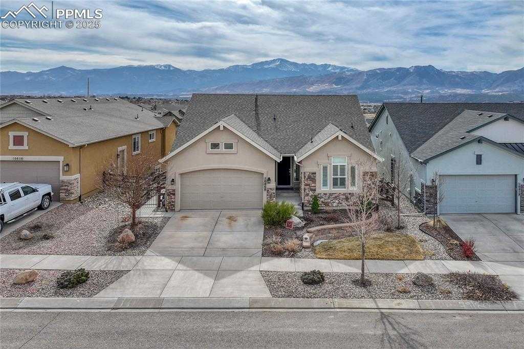 10868 Rolling Cloud Dr photo 1 of 50