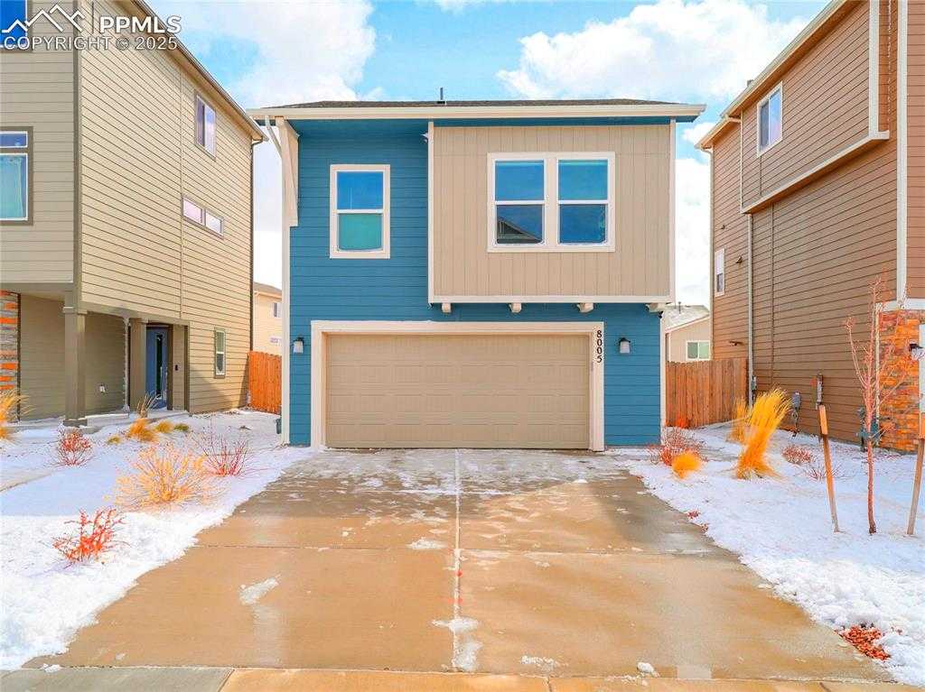 8005 Nico Way photo 1 of 36