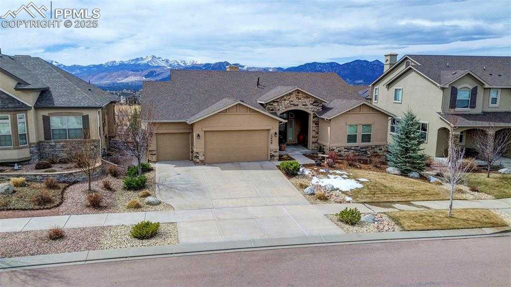 12458 Pensador Dr photo 1 of 50