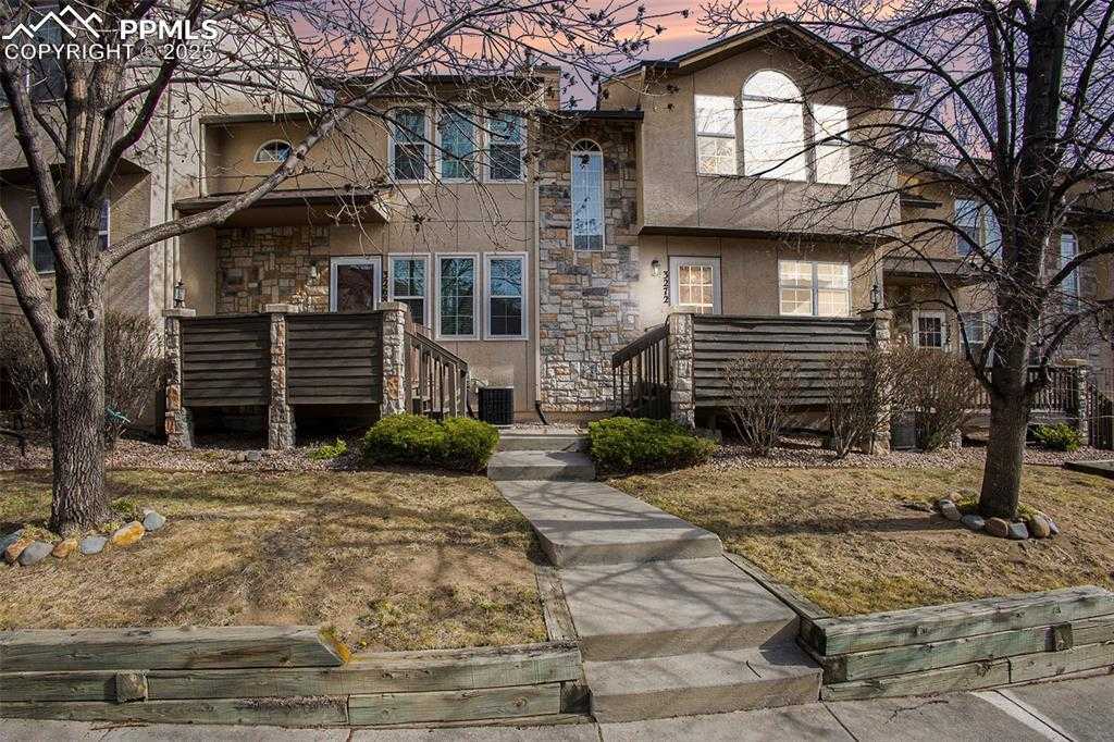 3272 Capstan Way photo 1 of 36