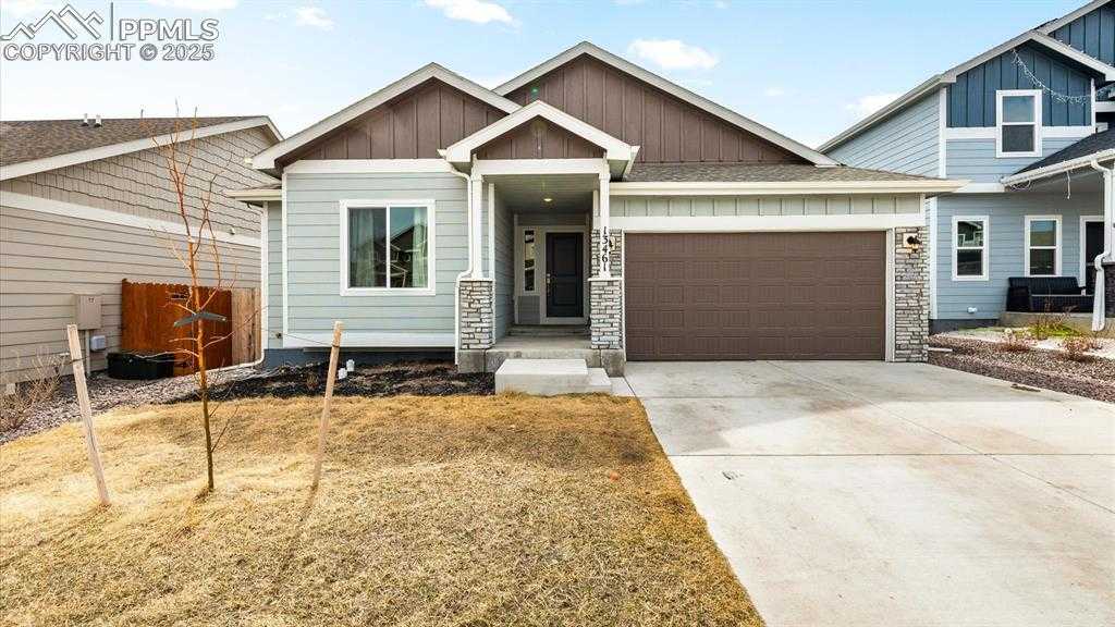 13461 Savannah Falls Ct photo 1 of 46