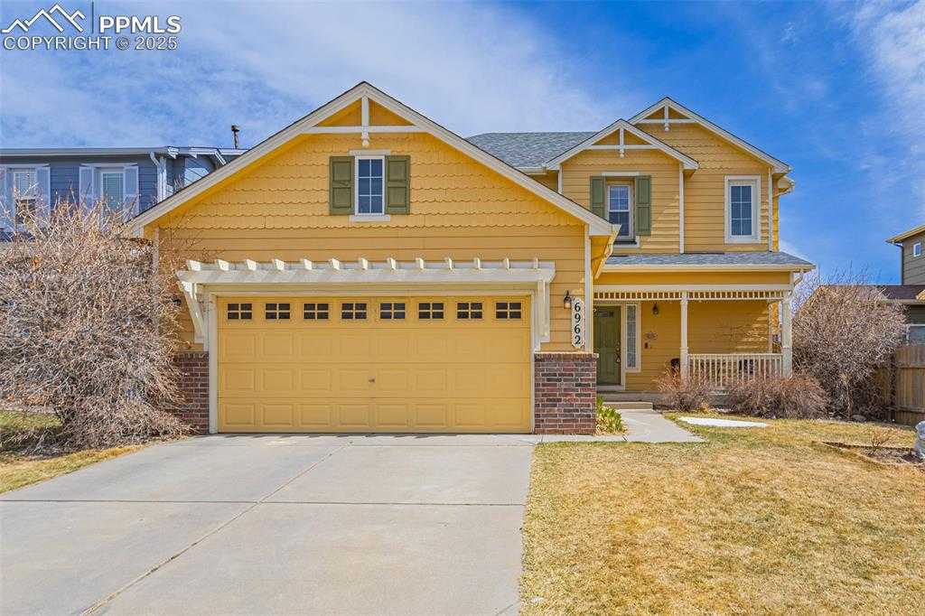 6962 Silverwind Cir photo 1 of 39