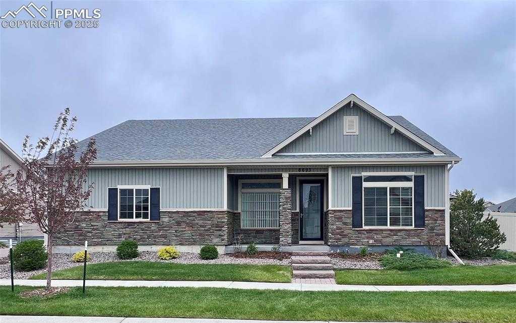 6693 Golden Briar Ln photo 1 of 32