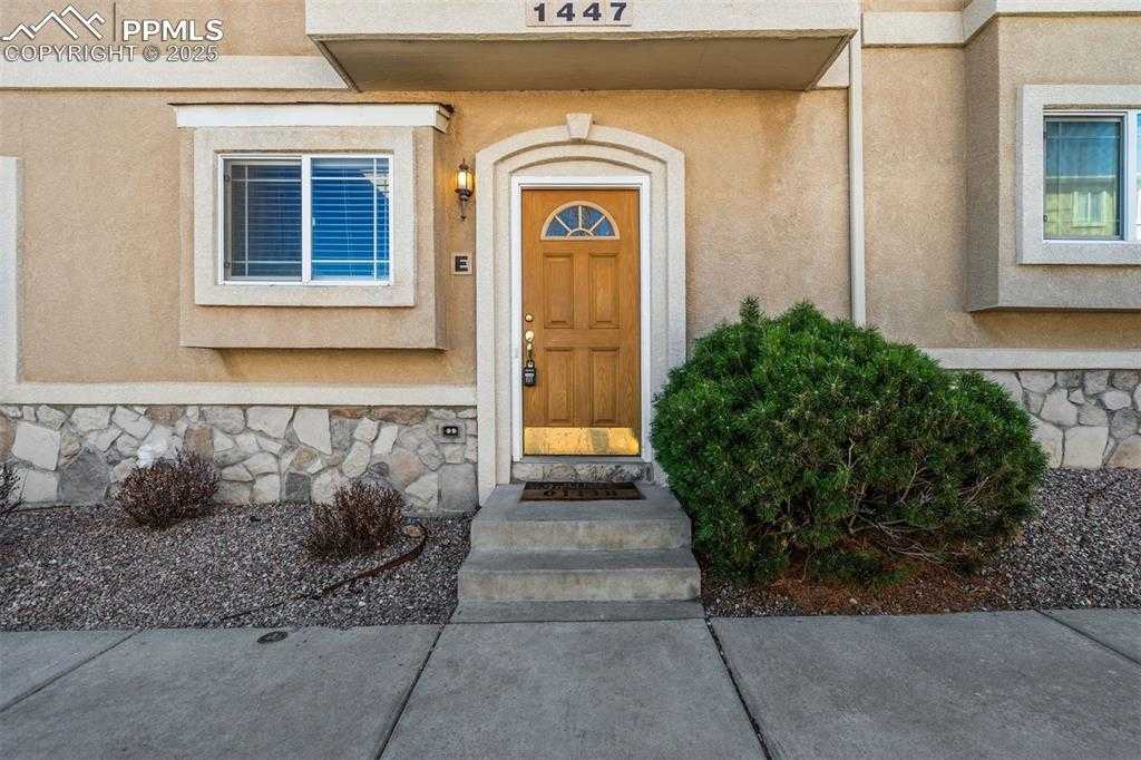 1447 Madison Ridge Hts photo 1 of 29