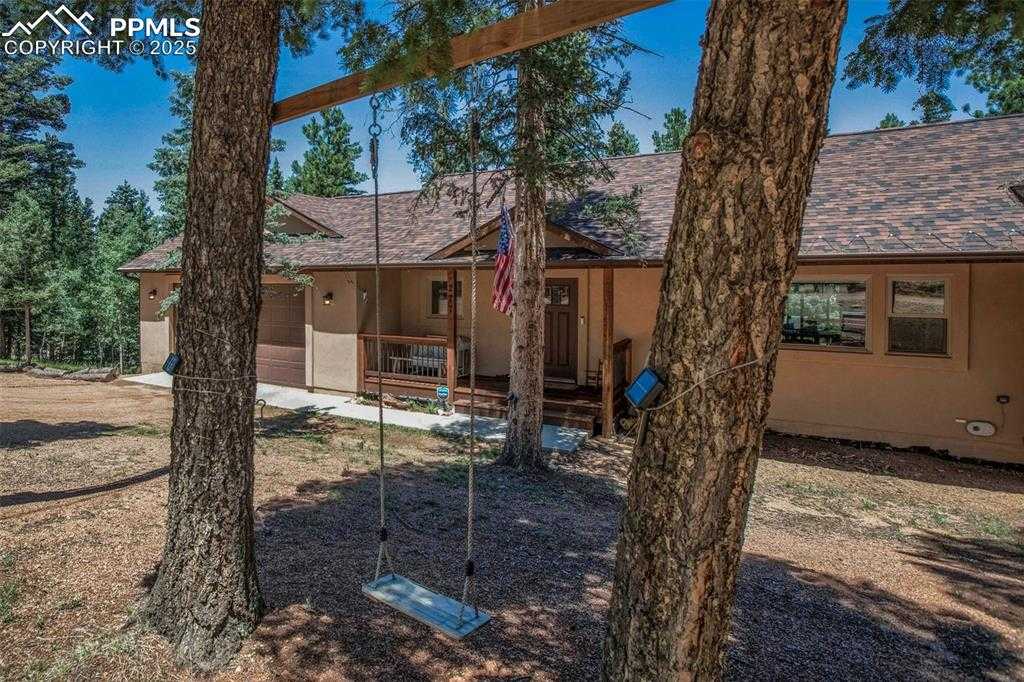 277 Aspen Cir photo 1 of 42