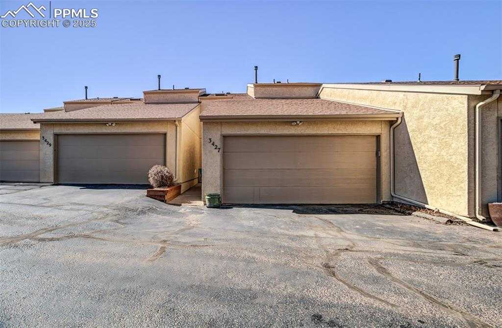 3427 Trenary Ln photo 1 of 42