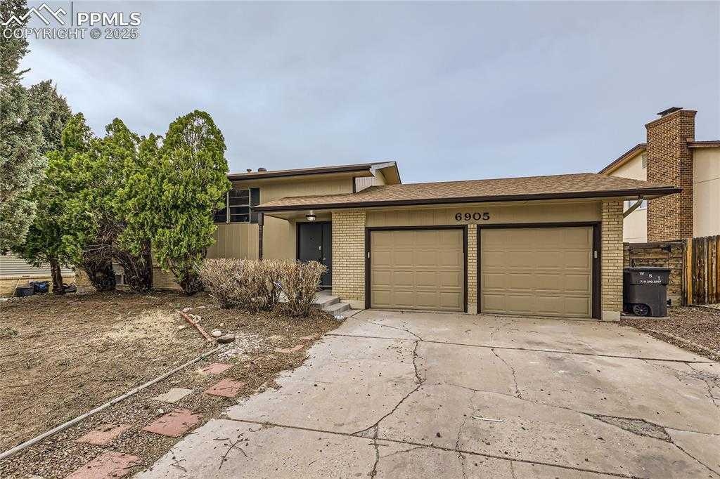 6905 Millbrook Cir photo 1 of 28