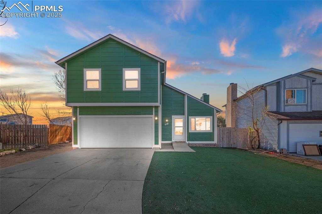 658 Autumn Pl photo 1 of 43