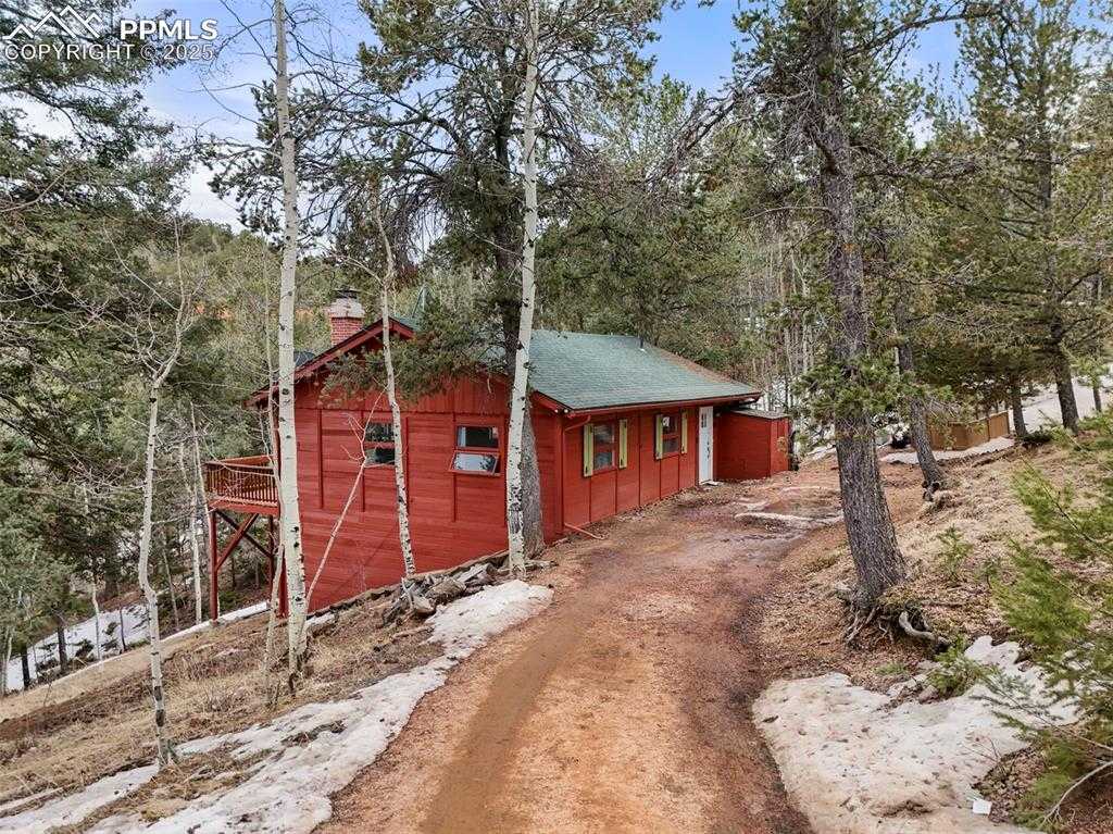 580 Timber Ridge Rd photo 1 of 29