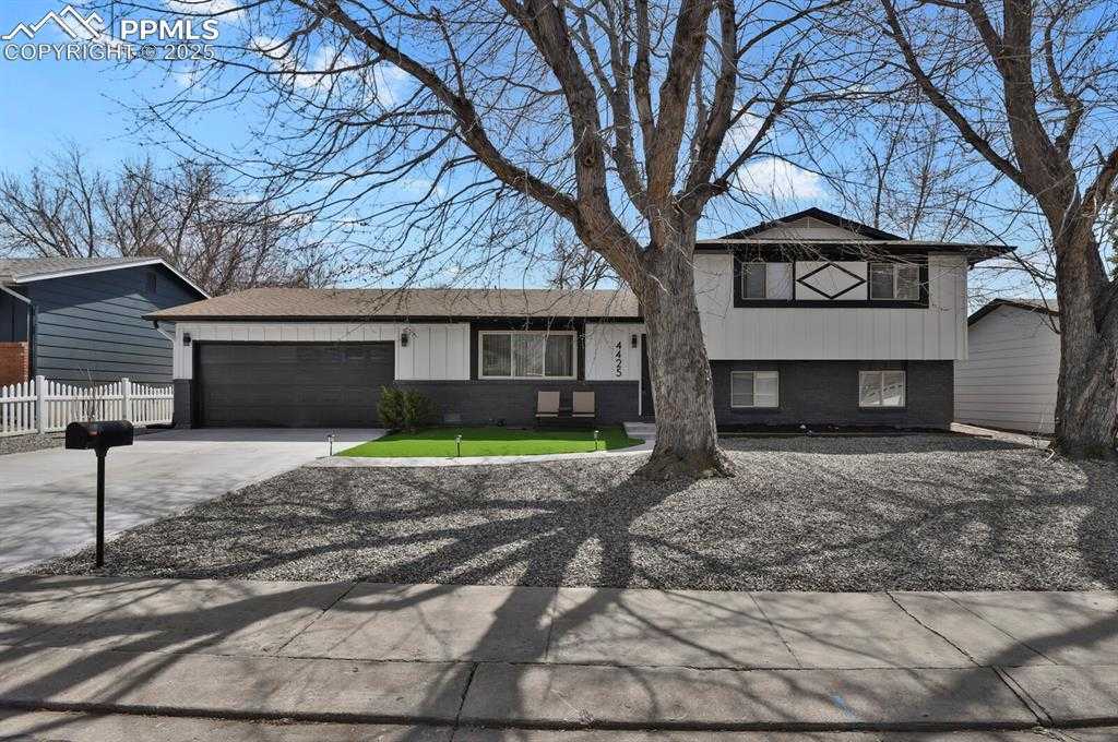 4425 Misty Dr photo 1 of 33