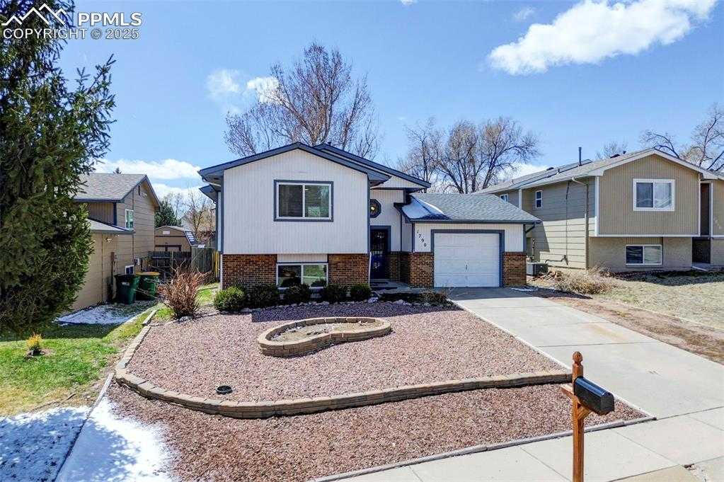 1790 Moran Ct photo 1 of 31