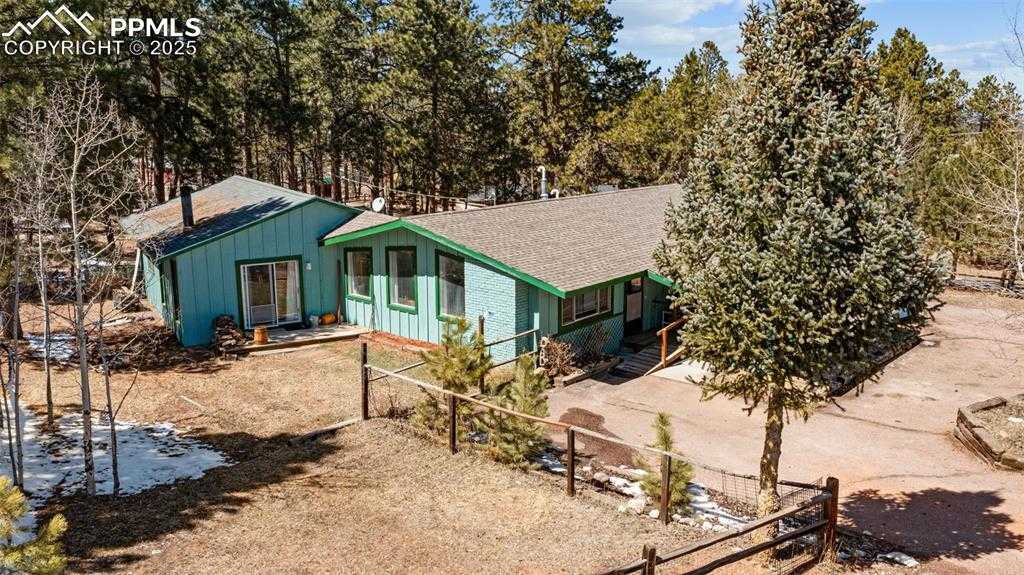 1250 Chippewa Trl photo 1 of 27