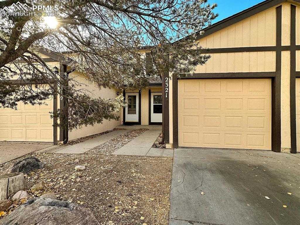 2321 Lexington Village Ln photo 1 of 23