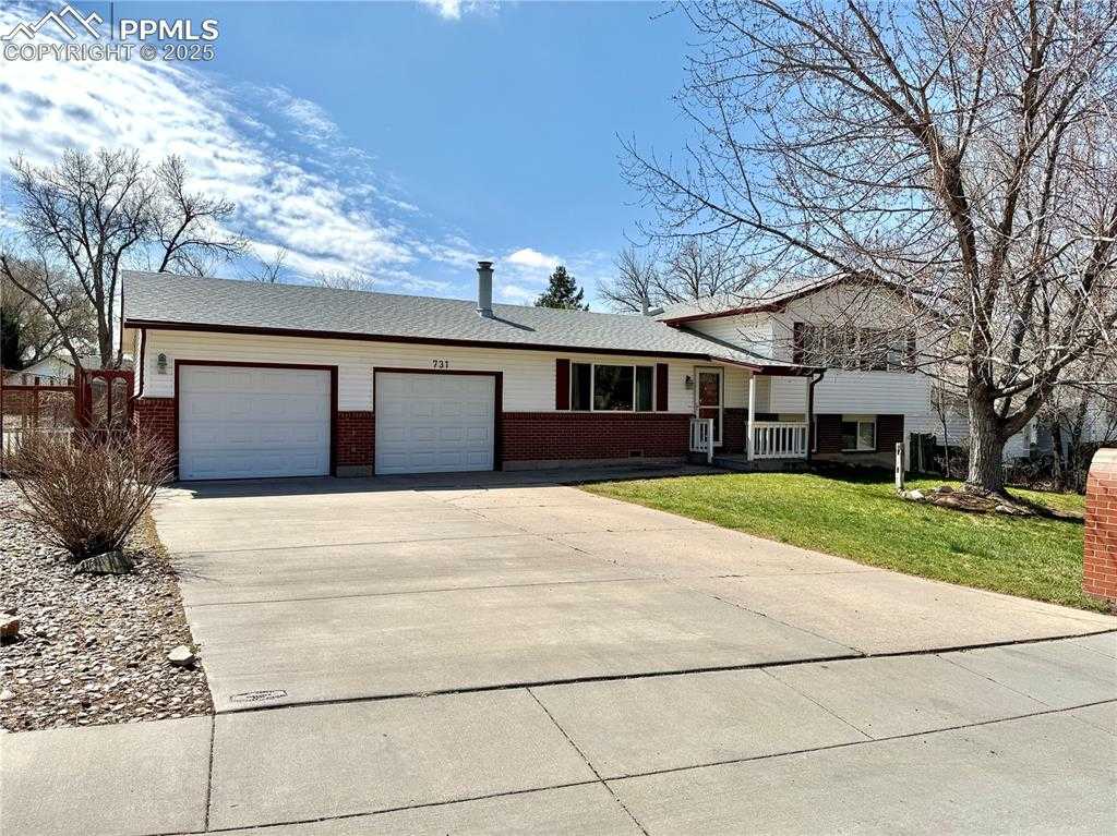 731 Andover St photo 1 of 40