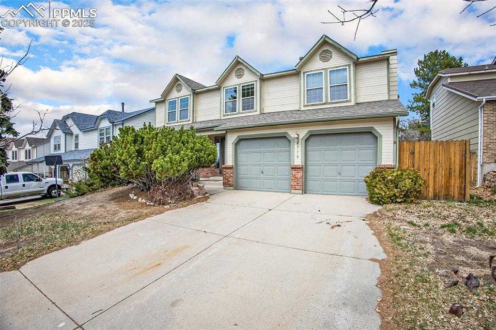 2710 Boleyn Dr photo 1 of 20