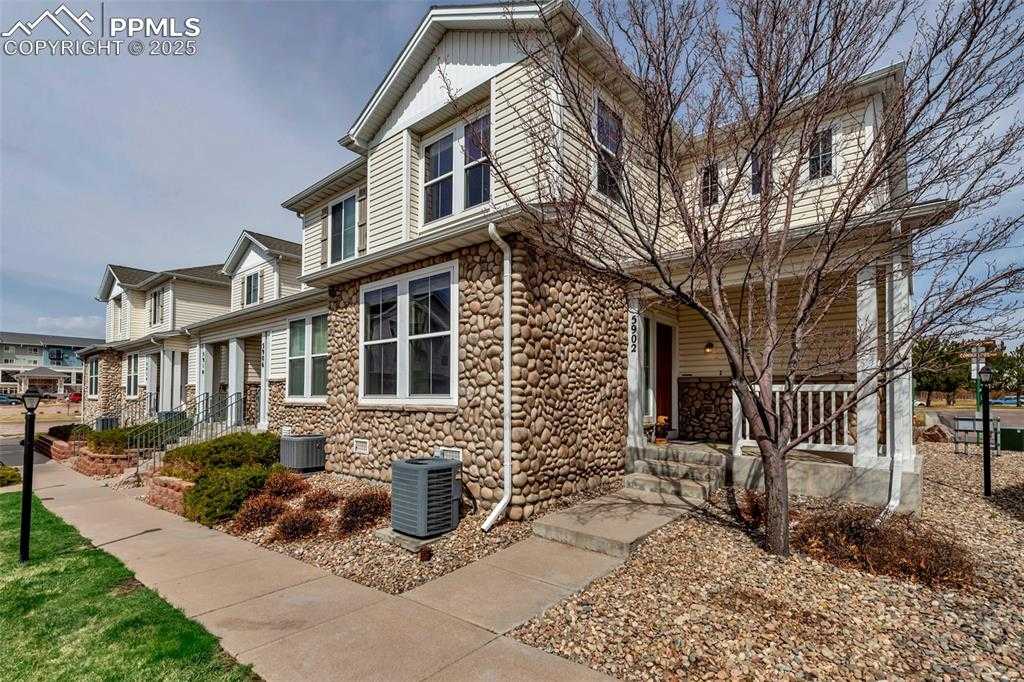 5902 Chorus Hts photo 1 of 40