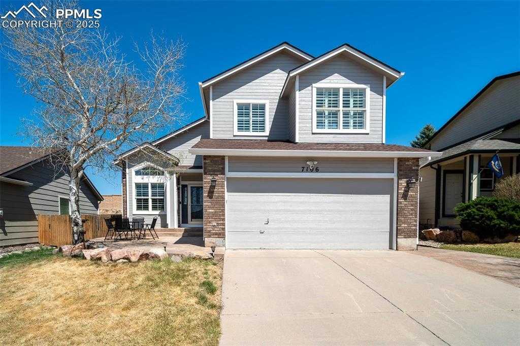 7106 Grand Prairie Dr photo 1 of 33