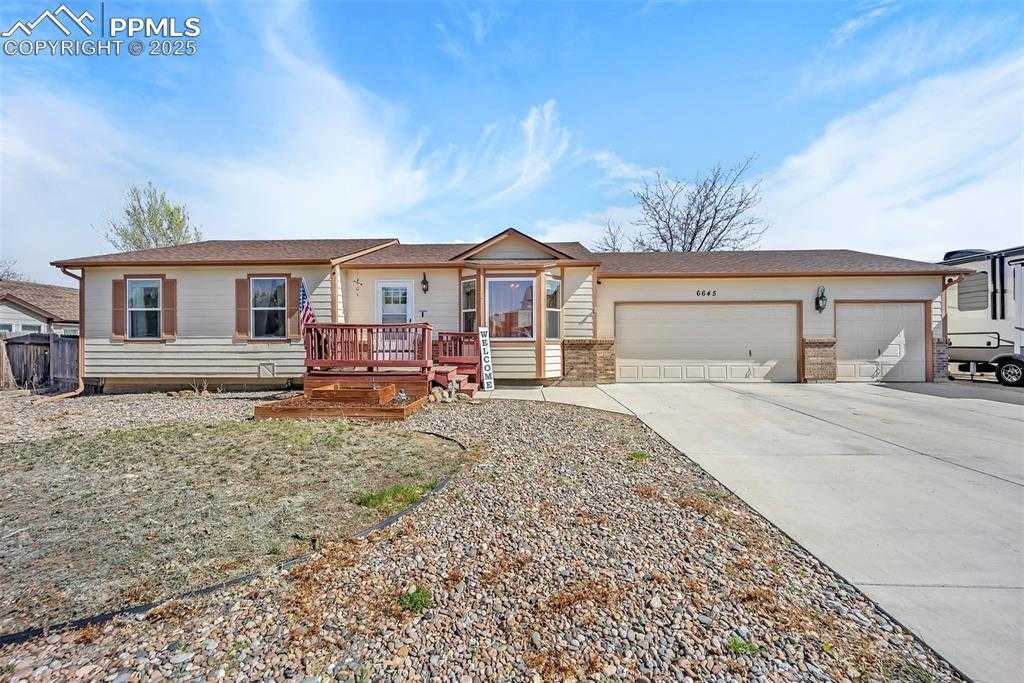 6645 Weeping Willow Dr photo 1 of 49