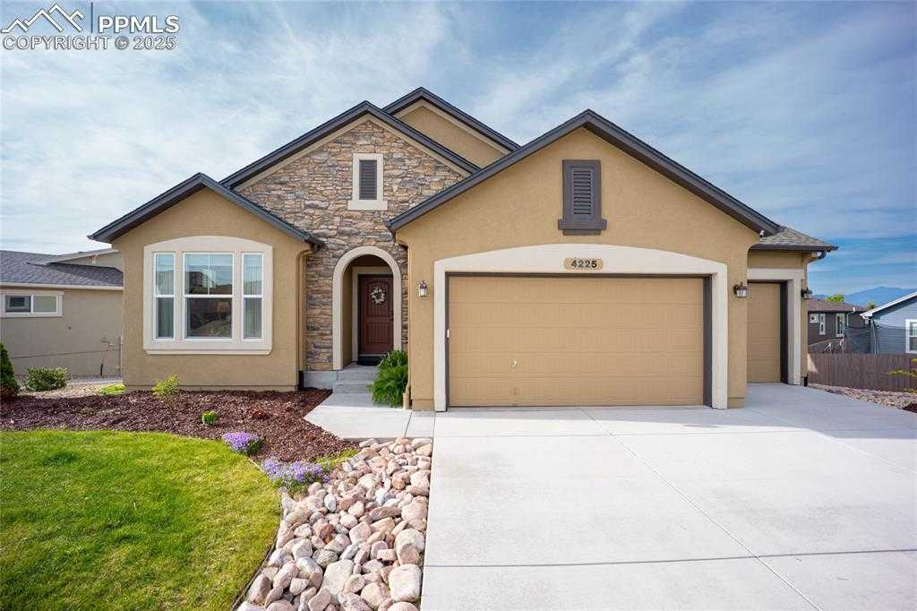 4225 New Santa Fe Trl photo 1 of 49