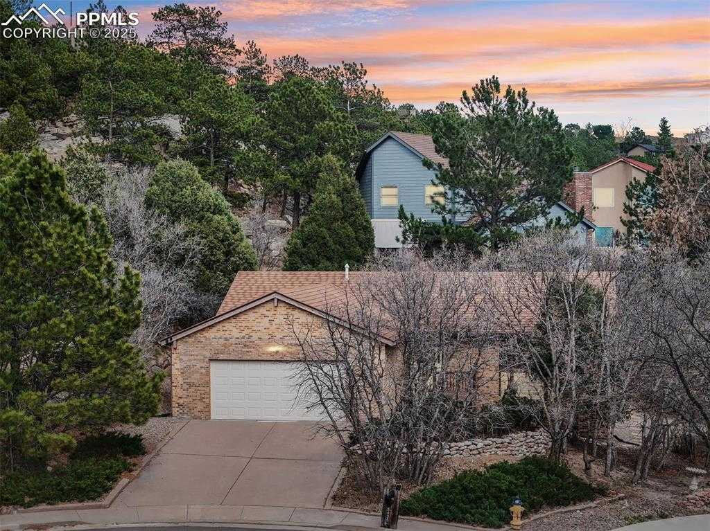 5435 Setters Way photo 1 of 49