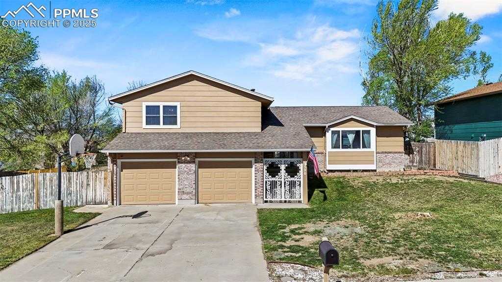 7390 Windy Peak Dr photo 1 of 30