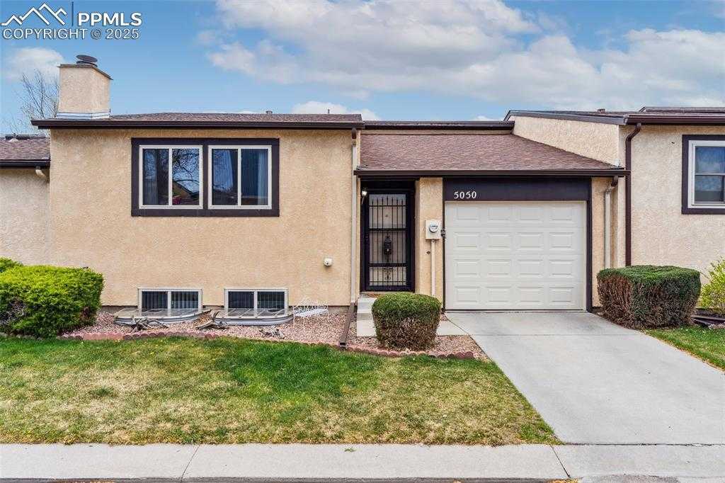 5050 Elm Grove Dr photo 1 of 29