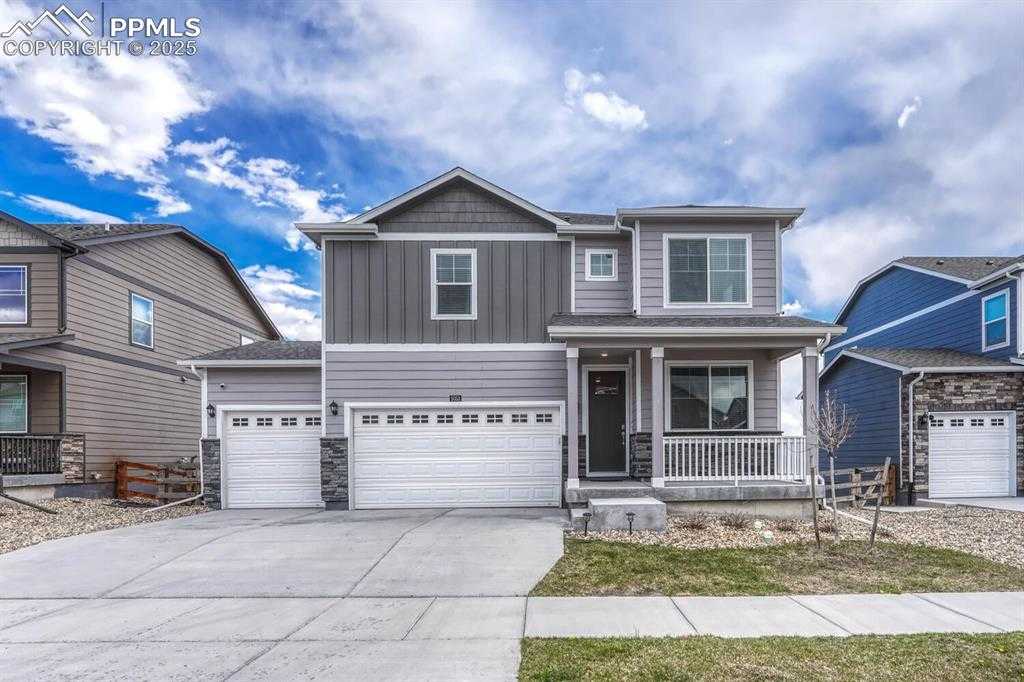 5053 Janga Dr photo 1 of 39