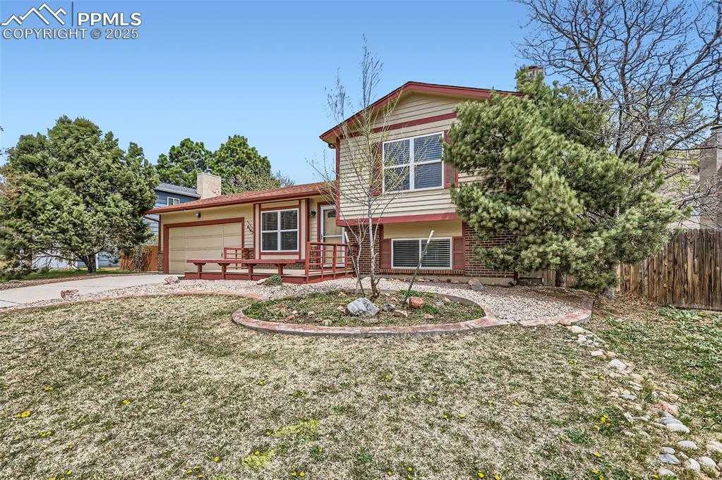 6145 Pemberton Way photo 1 of 29