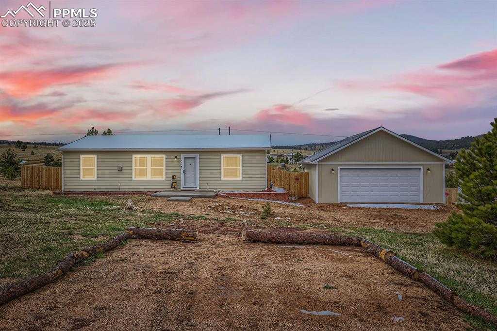 430 E. Longbow Dr photo 1 of 41