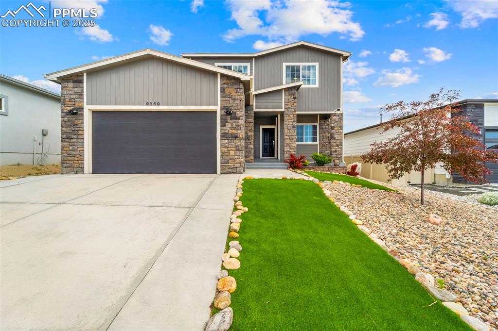 9869 Meridian Hills Trl photo 1 of 37