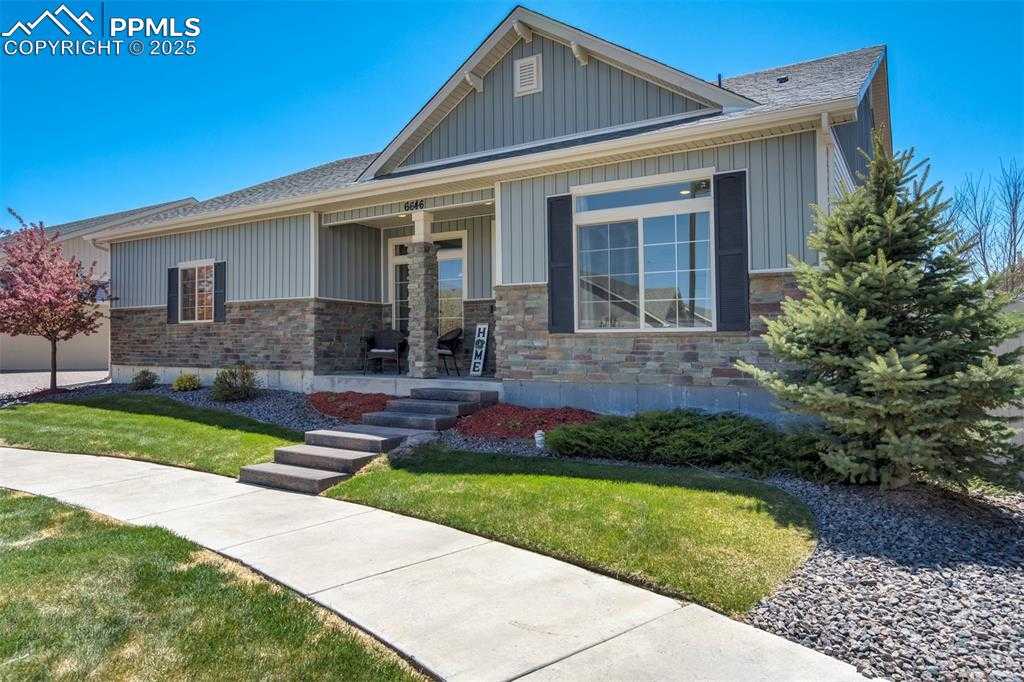 6646 Golden Briar Ln photo 1 of 49